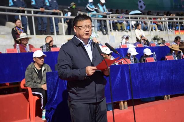 戈麦斯会与红牛集团续约3年，未来将与克洛普共事
